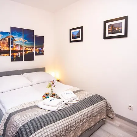 Apartment Maya's Flats & 17 - Maya's Flats & Gdansk