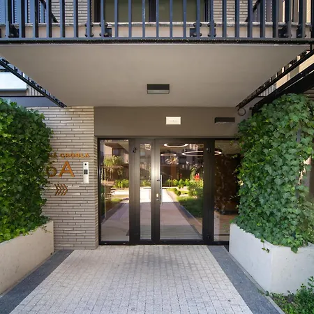 Maya's Flats & 17 - Maya's Flats &